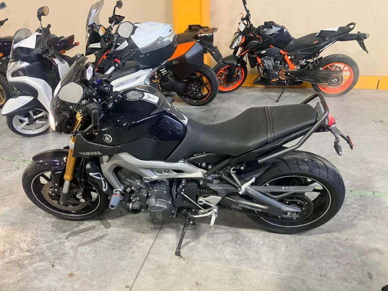 Yamaha MT-09 ABS