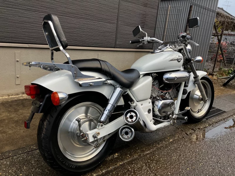 Honda V-TWIN MAGNA S