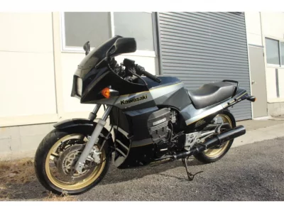 Kawasaki GPZ900R