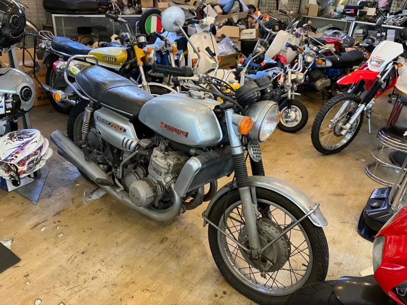 Suzuki GT750