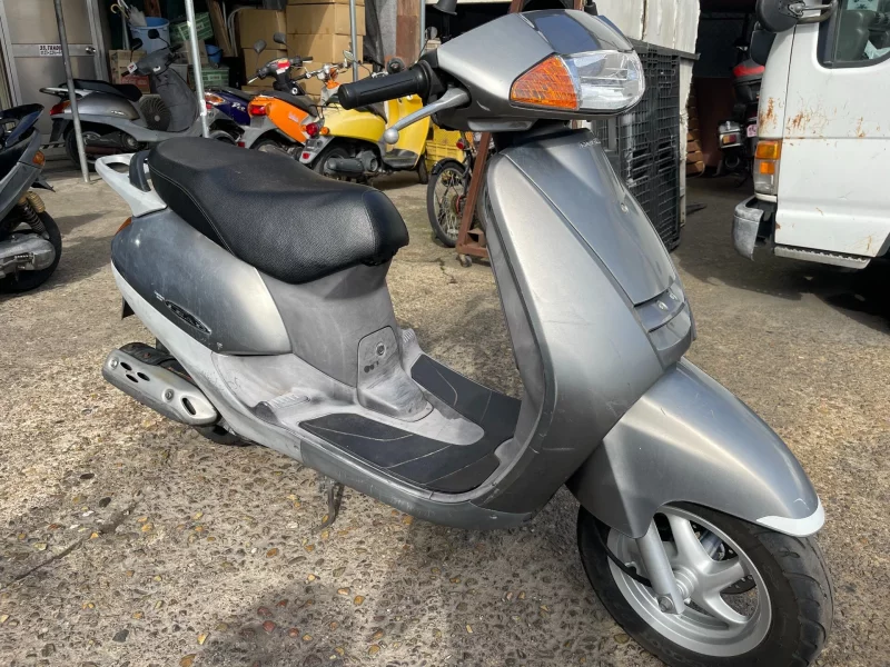 Honda LEAD 100