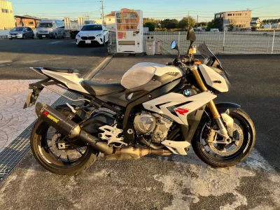 BMW BMW S1000R