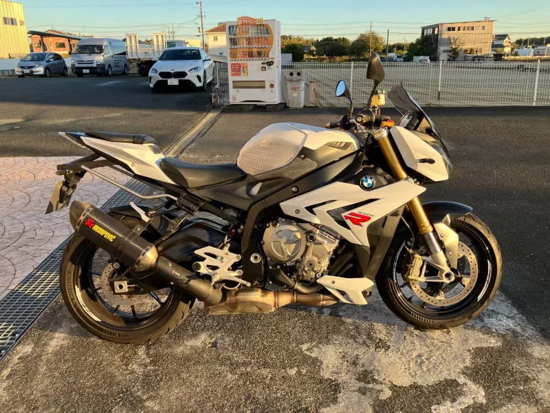 BMW BMW S1000R