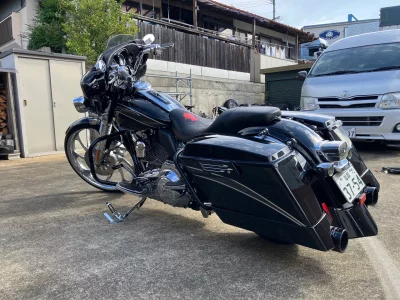 Harley-Davidson HARLEY FLHTCUSE1800CVO