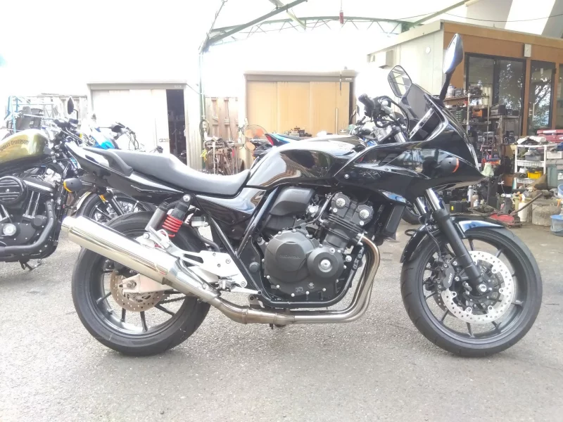 Honda CB400 SUPER BOL D OR ABS лот № 02155 оценка 4  с аукциона в Японии