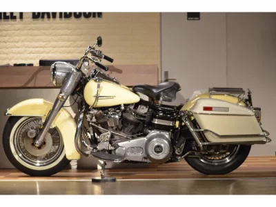 Harley-Davidson HARLEY FLH