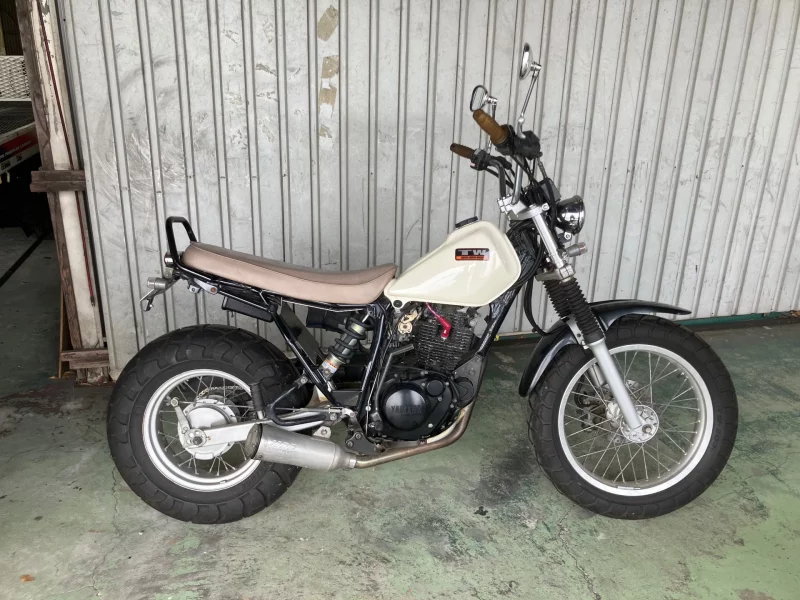 Yamaha TW225