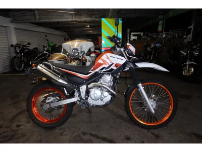 Yamaha SEROW 250