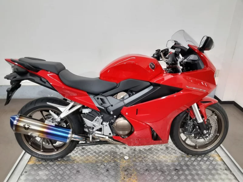 Honda VFR800F