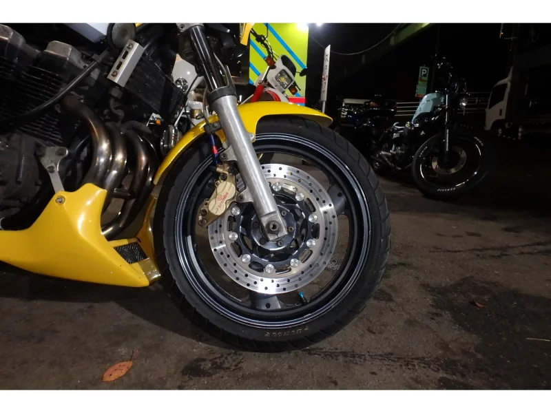 Yamaha XJR400R-1