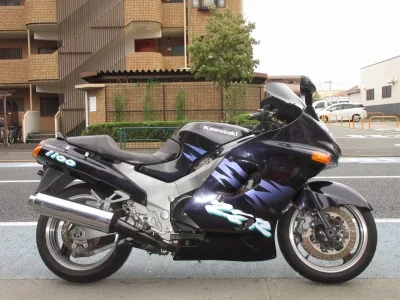 Kawasaki ZZR1100