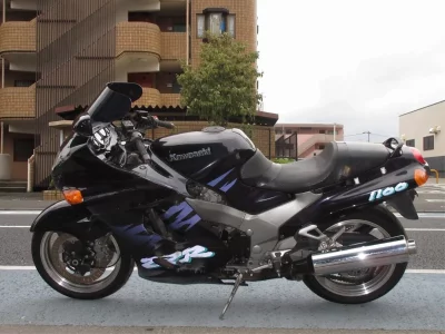 Kawasaki ZZR1100
