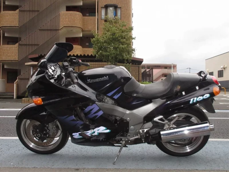 Kawasaki ZZR1100