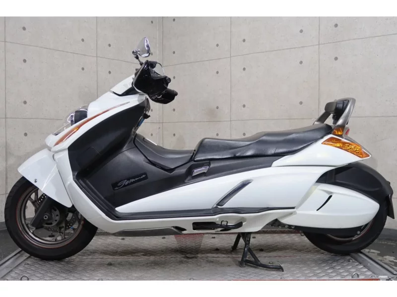 Suzuki GEMMA250