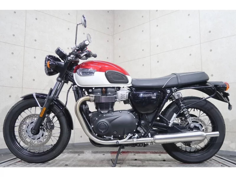 Triumph TRIUMPH BONNEVILLE T100