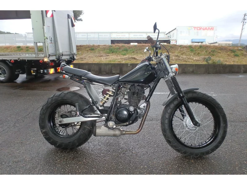 Yamaha TW200