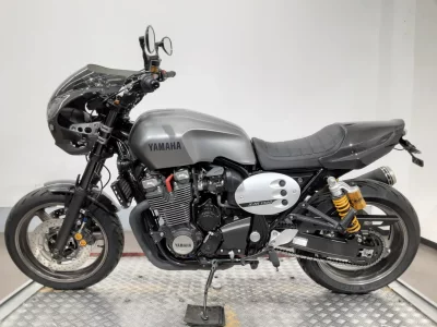 Yamaha XJR1300C