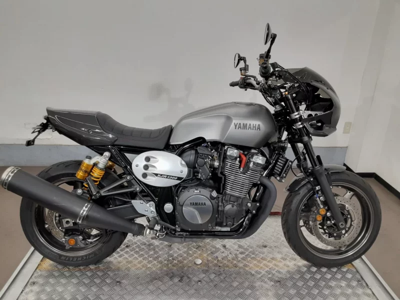 Yamaha XJR1300C