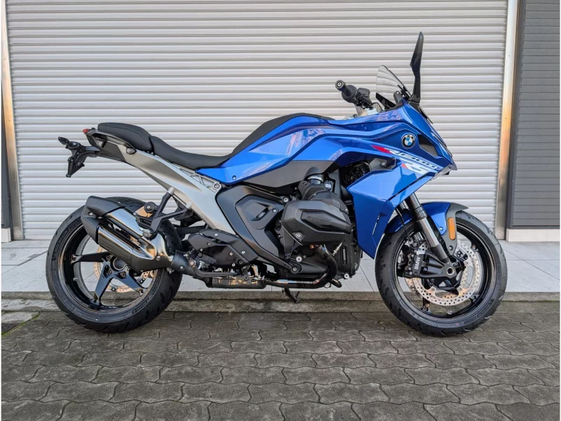 BMW  R1300RS лот № 04336 оценка 8  с аукциона в Японии