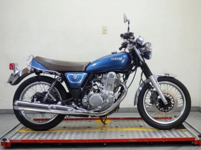 Yamaha SR400-1 2021