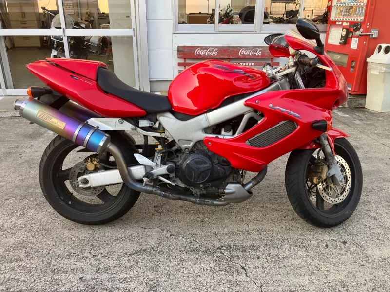 Honda VTR1000F