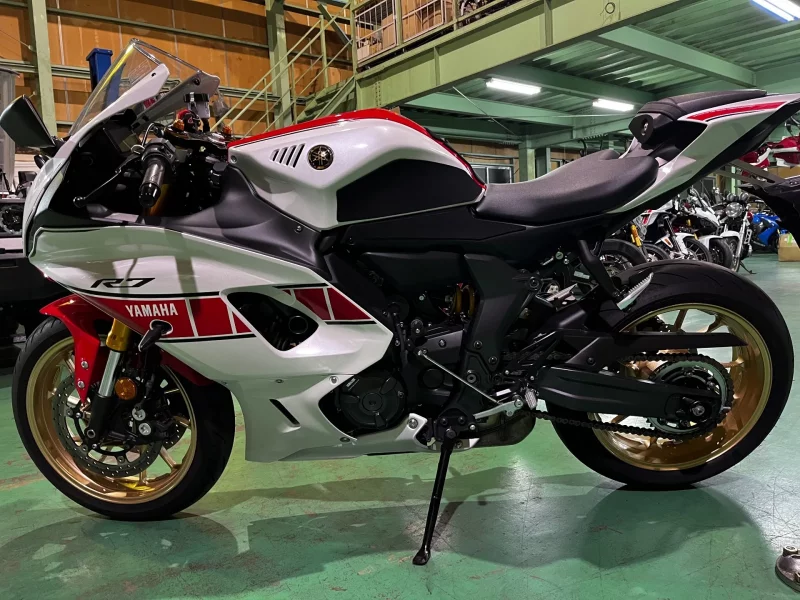 Yamaha YZF-R7