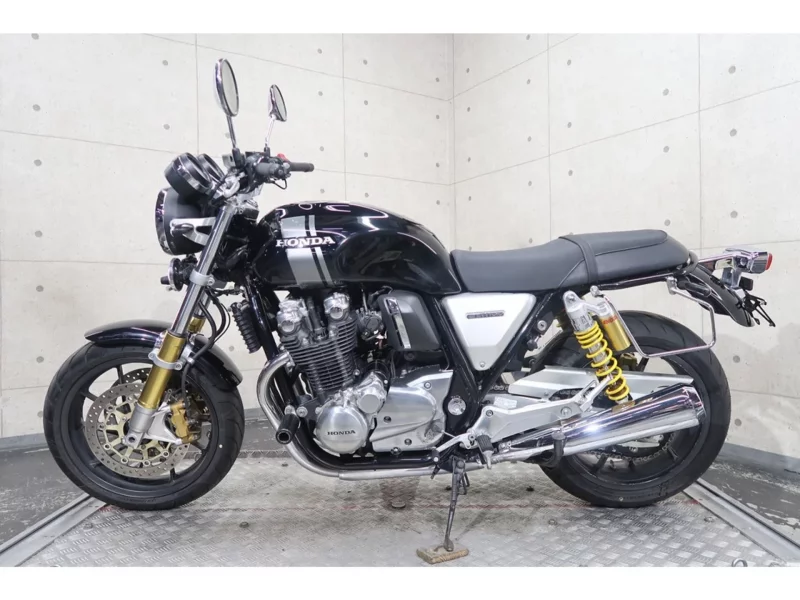 Honda CB1100RS