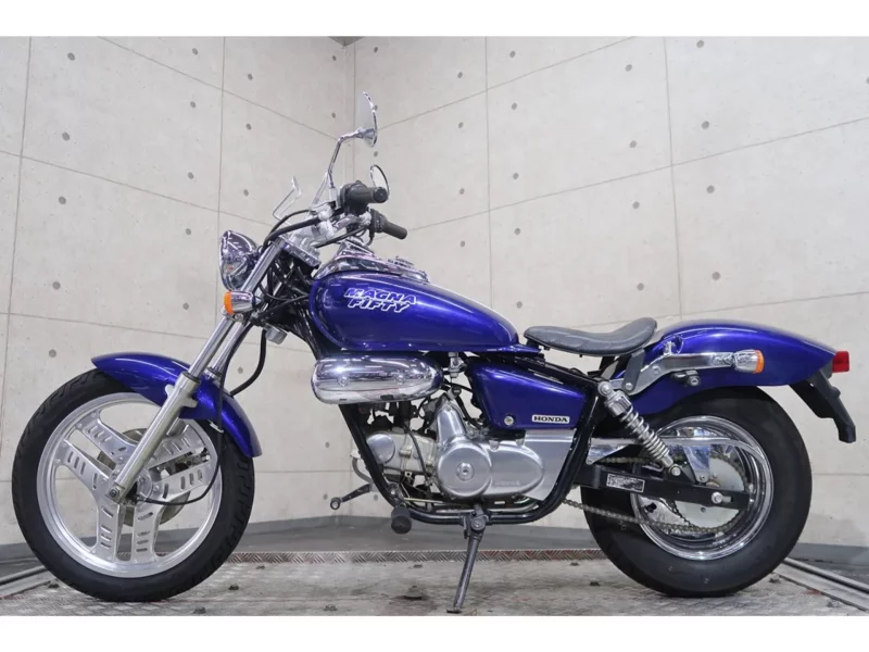 Honda MAGNA 50