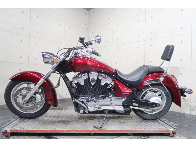 Honda VT1300CR