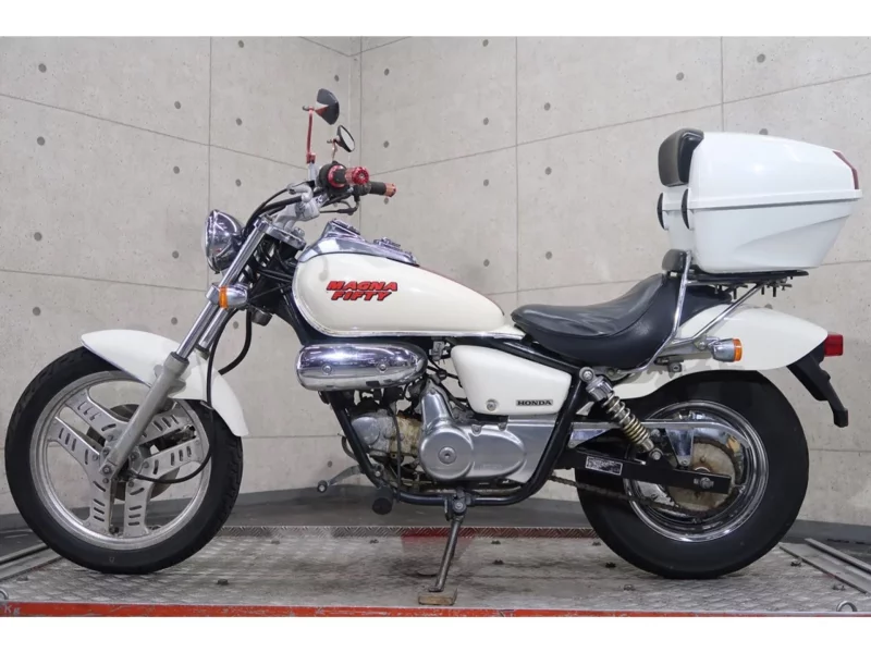 Honda MAGNA 50