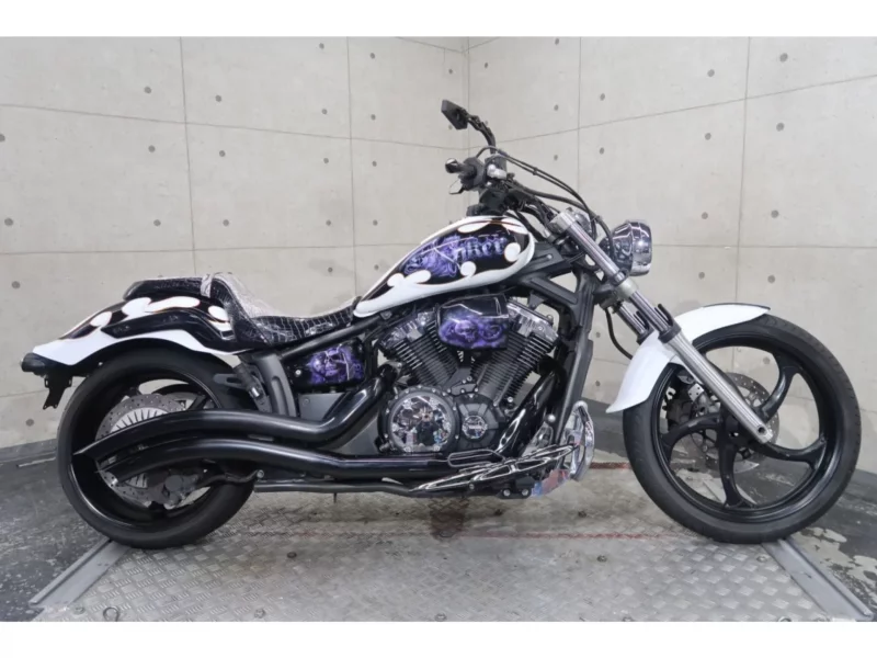 Yamaha XV1300CASU TRY CAR