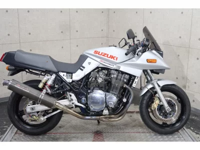 Suzuki INAZUMA 1200
