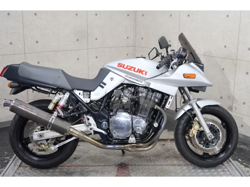 Suzuki INAZUMA 1200