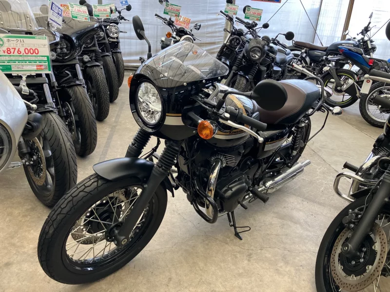 Kawasaki W800 CAFE лот № 04389 оценка 4  с аукциона в Японии