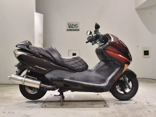 Honda FORZA Z лот № 2766 оценка 4  с аукциона в Японии