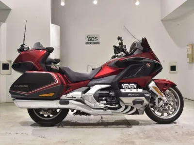 Honda GL1800 TOUR D  с аукциона в Японии