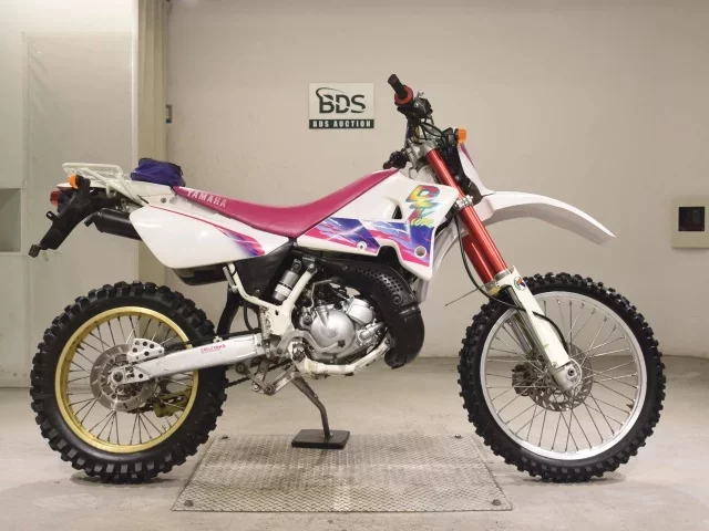 Yamaha DT200WR лот № 7727 оценка 4  с аукциона в Японии