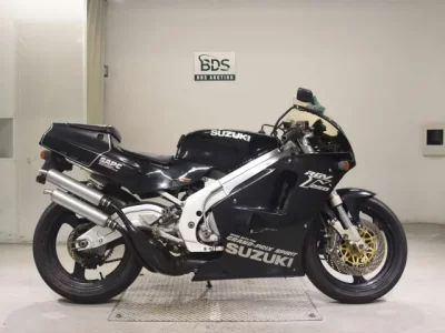 Suzuki RGV250-2 FU,DA