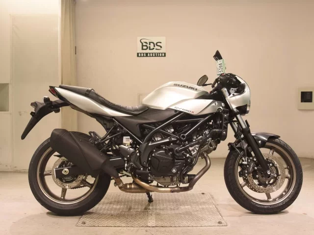 Suzuki SV650XA лот № 5266 оценка 7  с аукциона в Японии