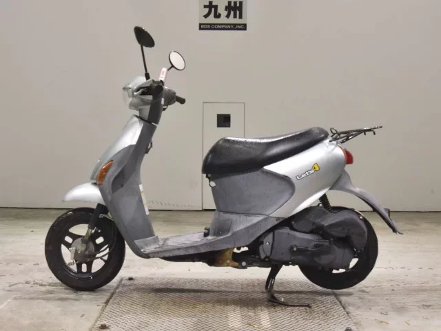 Suzuki LET S4