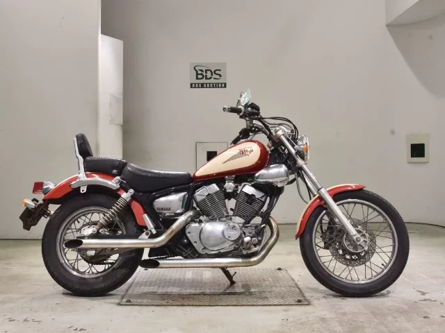Yamaha VIRAGO 250 лот № 2790 оценка 4  с аукциона в Японии