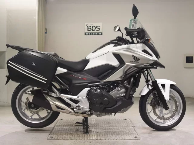 Honda NC750X-2A лот № 5113 оценка 6  с аукциона в Японии