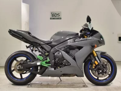Yamaha YZF-R1  с аукциона в Японии