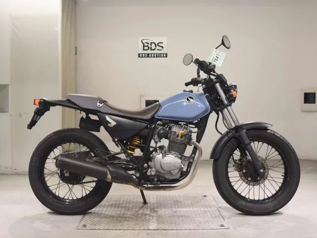 Honda FTR223 лот № 7641 оценка 4  с аукциона в Японии