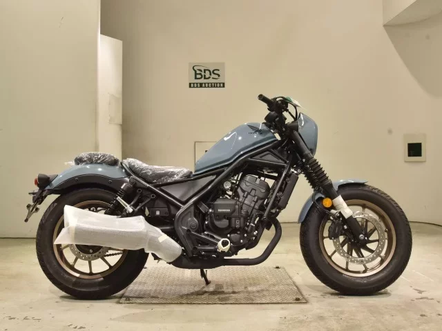 Honda REBEL 250SE CLUTCH лот № 2591 оценка 9  с аукциона в Японии