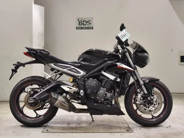 Triumph  STREET TRIPLE RS лот № 2584 оценка 5  с аукциона в Японии