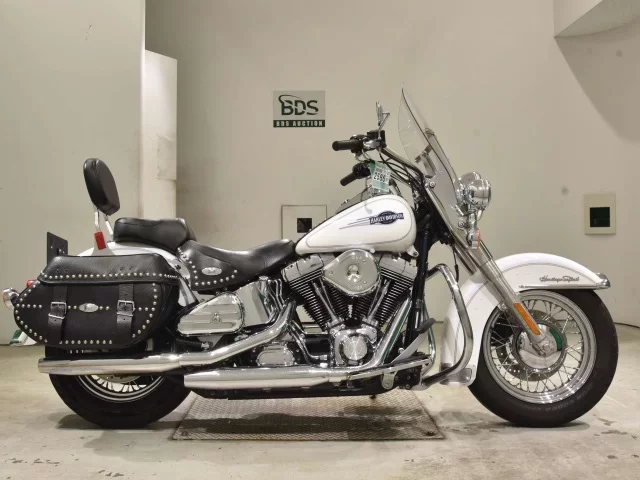 Harley-Davidson HARLEY FLSTC1450 лот № 2586 оценка 4  с аукциона в Японии