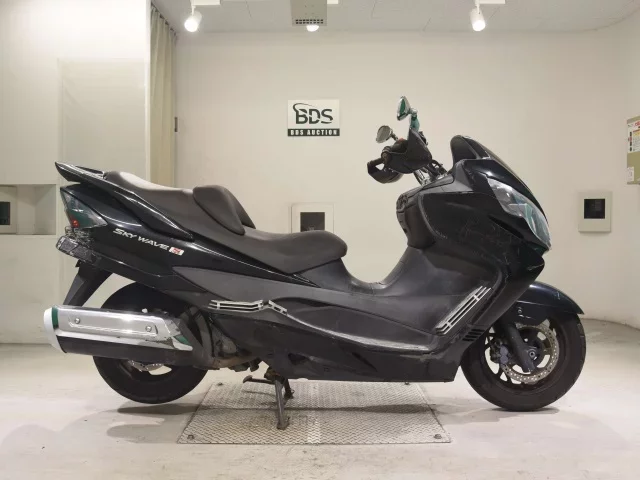 Suzuki SKYWAVE 250S-3 лот № 7595 оценка 4  с аукциона в Японии