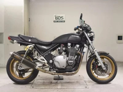 Kawasaki ZEPHYR1100  с аукциона в Японии
