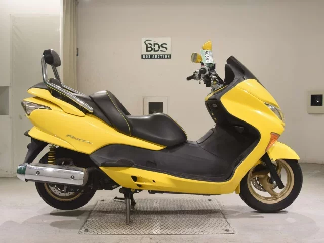 Honda FORZA Z лот № 5088 оценка 4  с аукциона в Японии